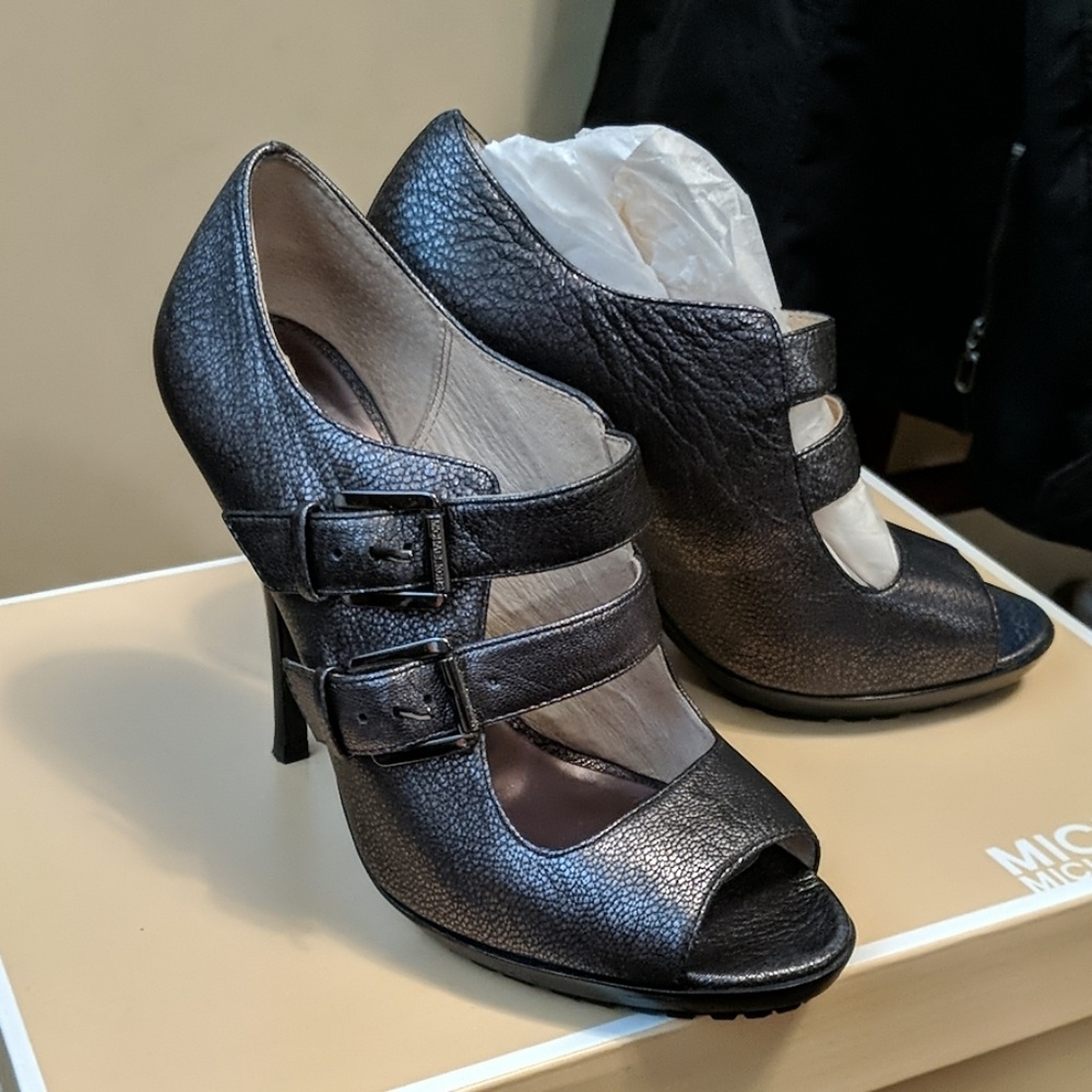 Michael Kors, 6